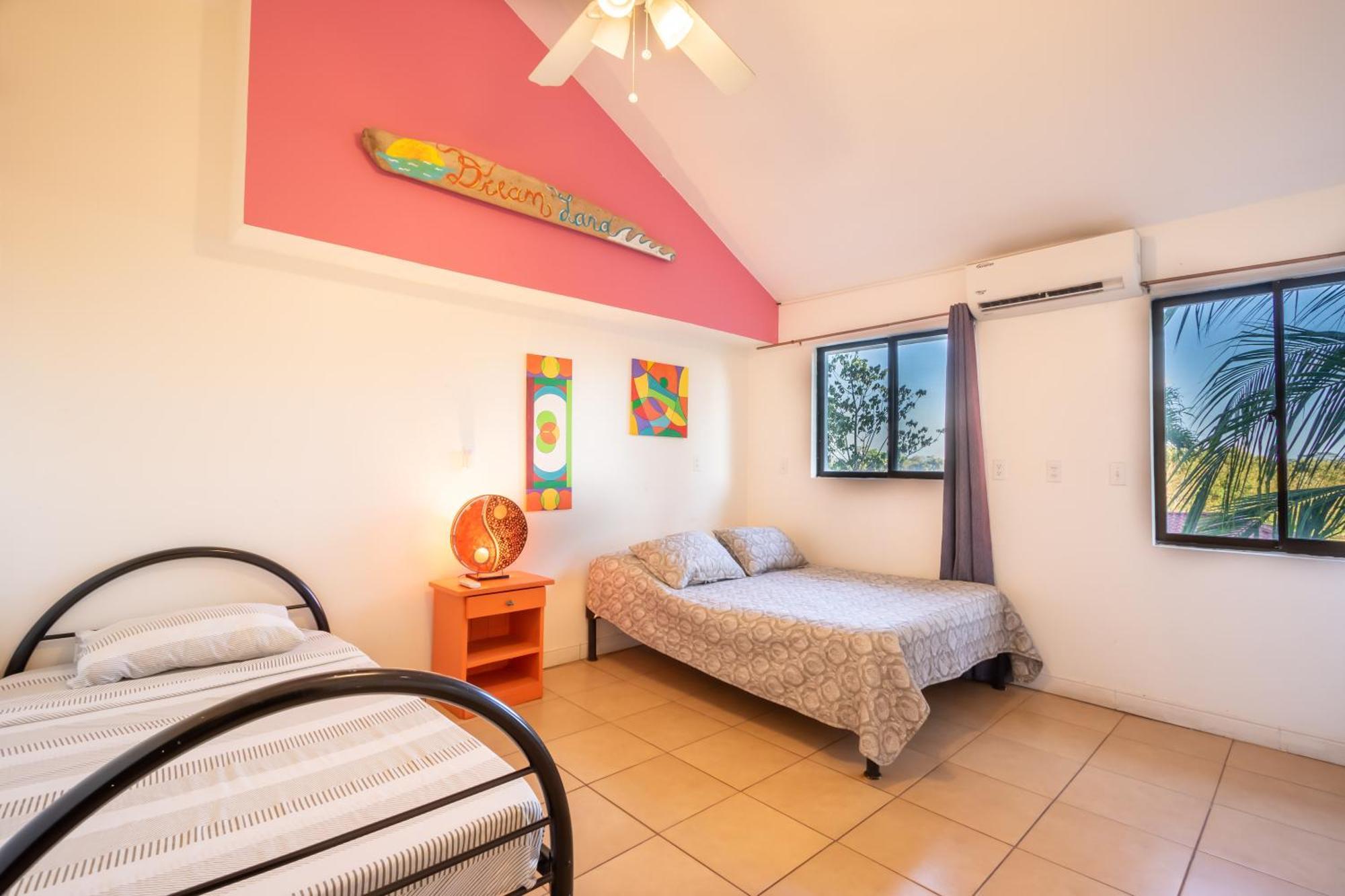 Wipeout Hostel Jaco Bagian luar foto