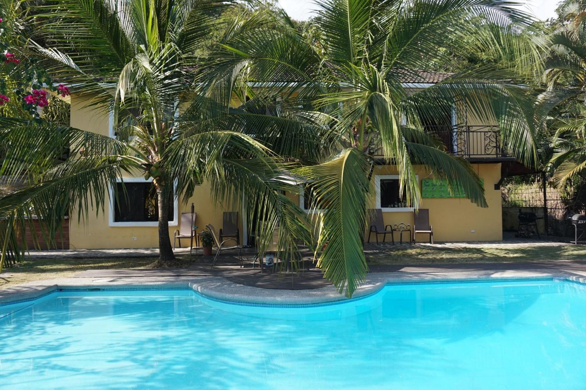 Wipeout Hostel Jaco Bagian luar foto